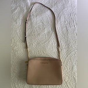 Michael Kors Jetsetter Crossbody